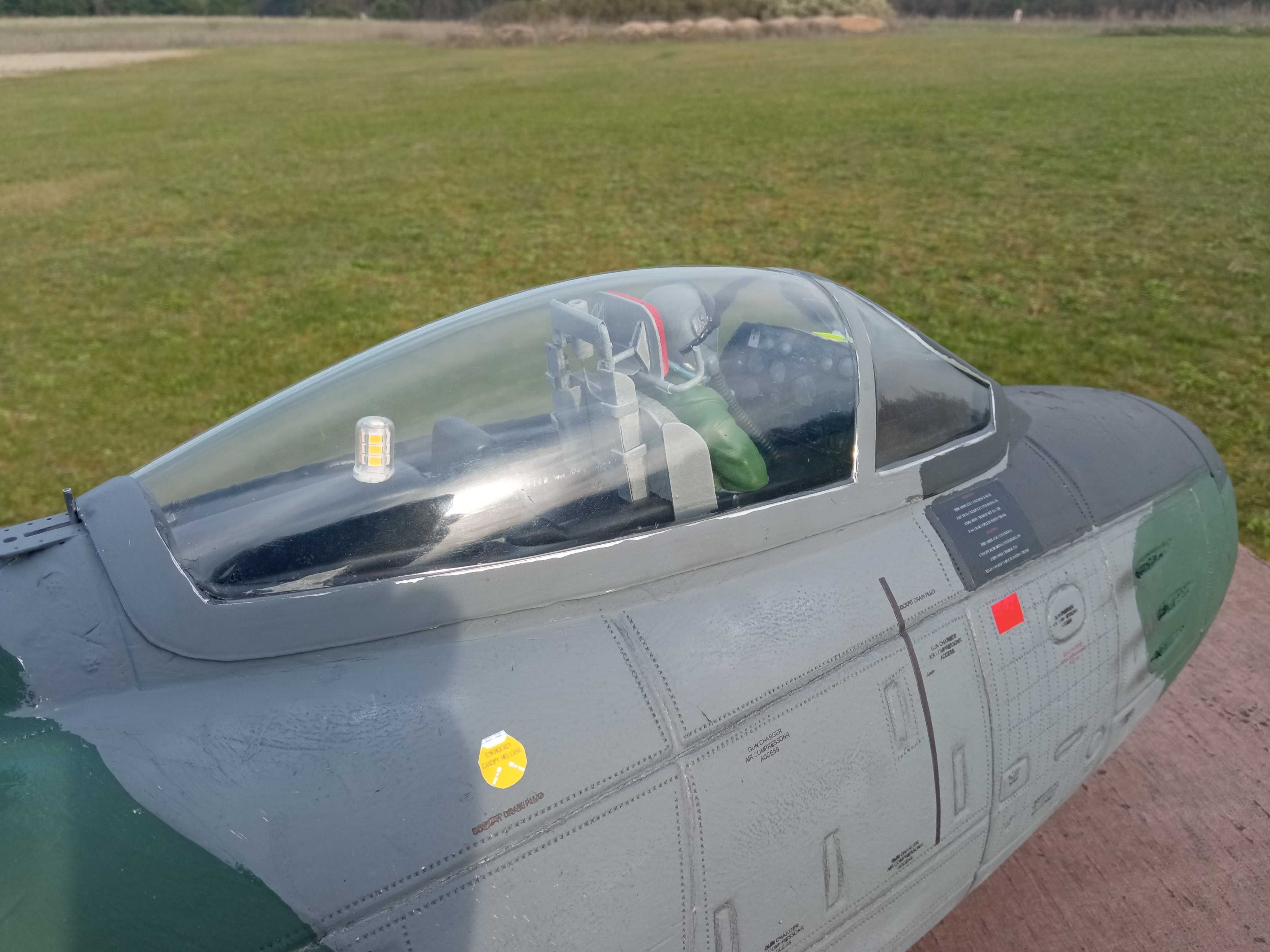 Samolot RC Model Flyfly F86 jako Canadair CL13 mk6