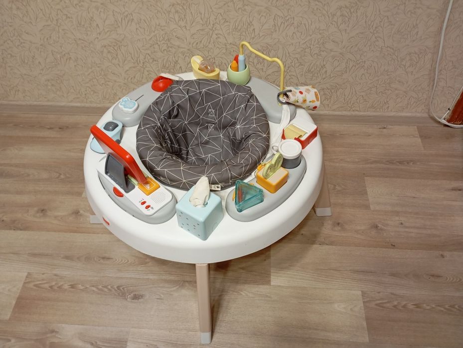 Продам дитячий столик