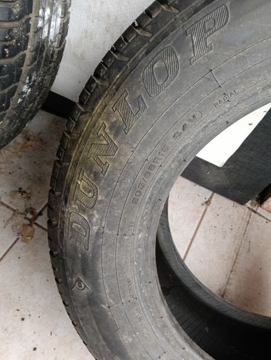 Para opon 205,65,15" Dunlop SP Sport 200