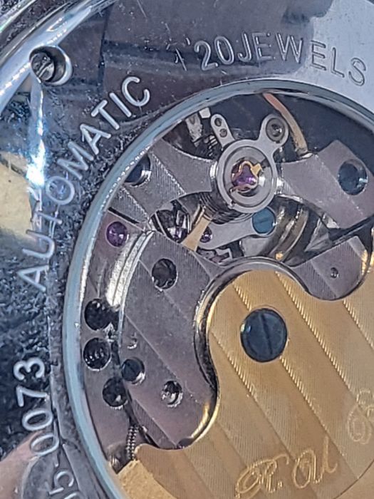 Часы наручные R.U.Braun