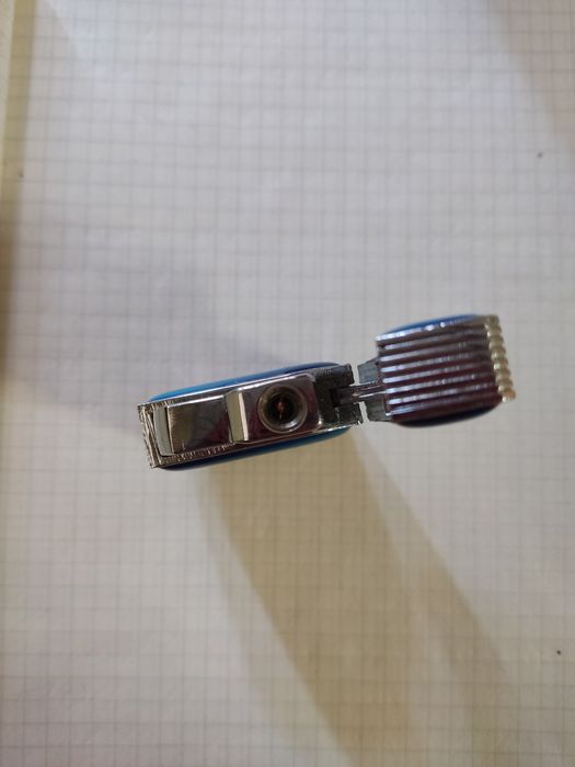 Пьезозажигалка. Пьезозажигалка.