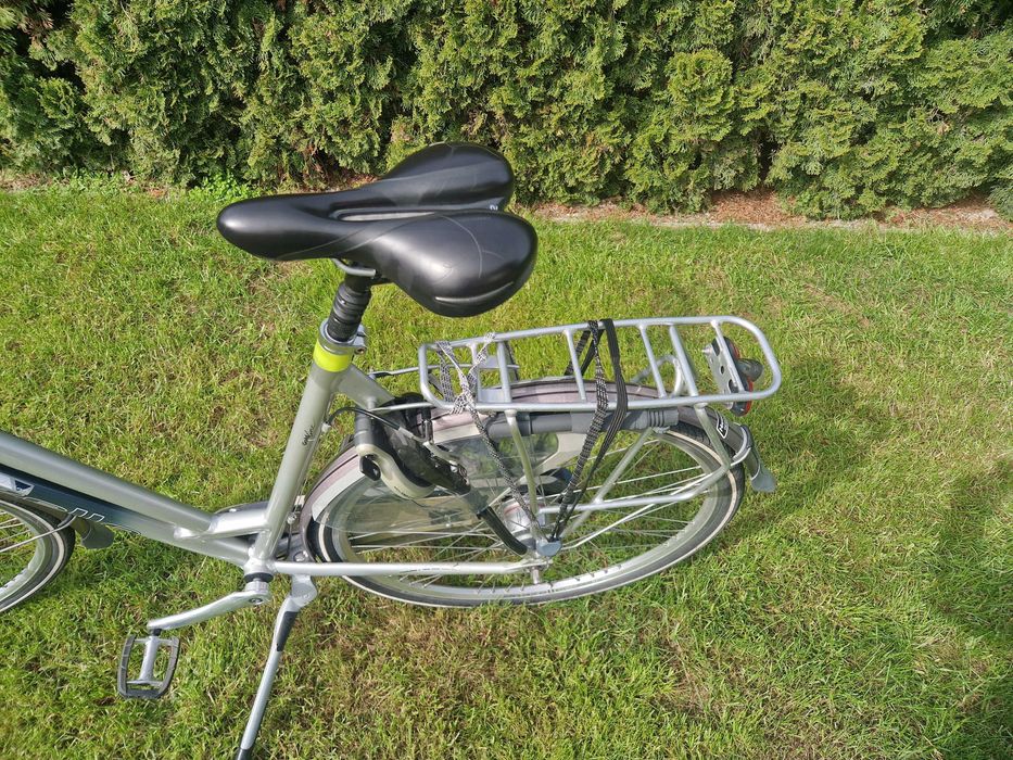 Rower miejski Gazelle Aristo rama 21 cali koło 28 " srebrny