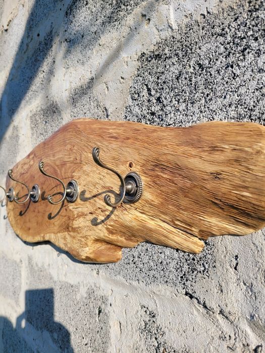 Вішалка дерев'яна