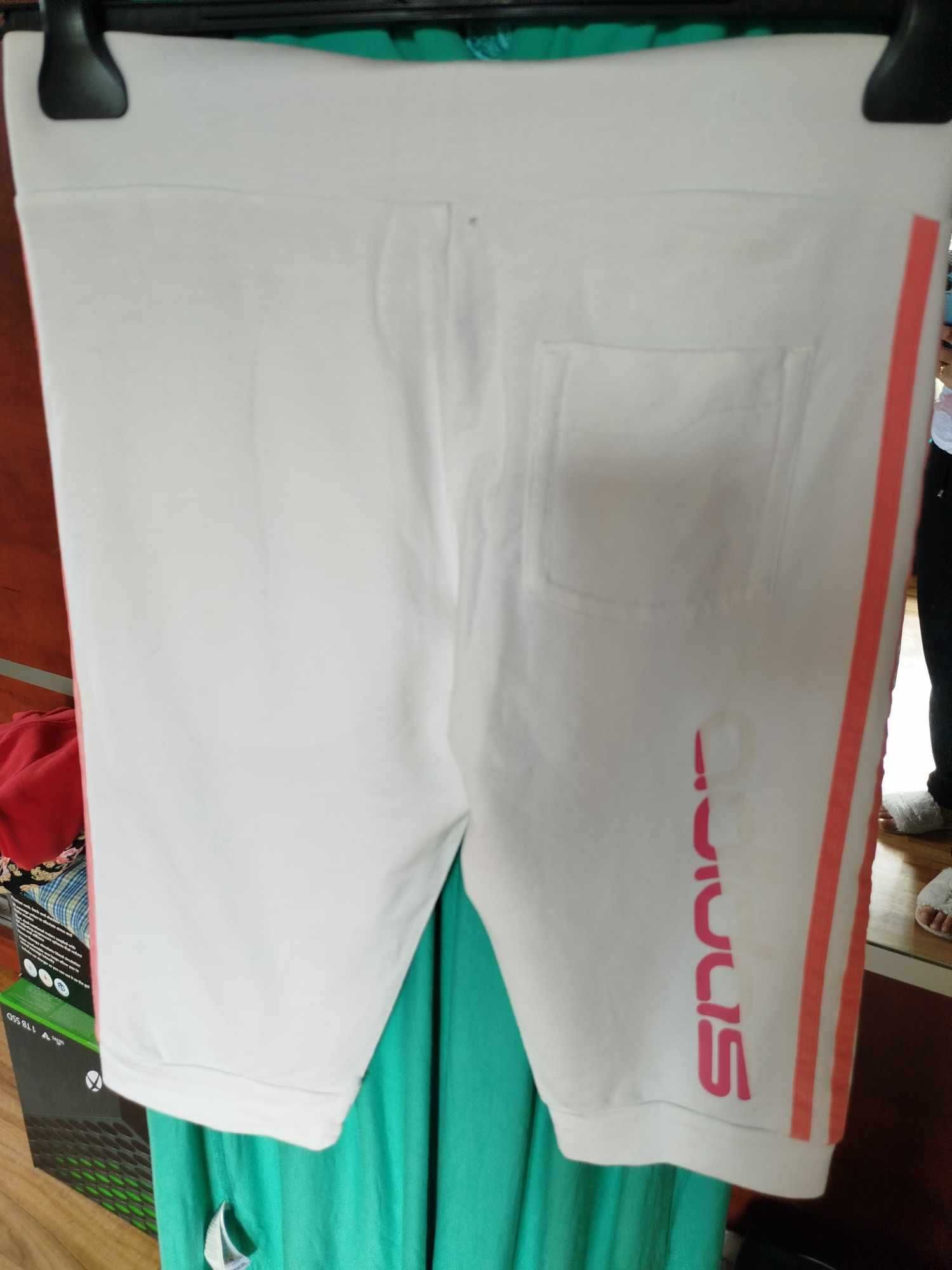 Koszulka wraz ze spodenkami Adidas damska
