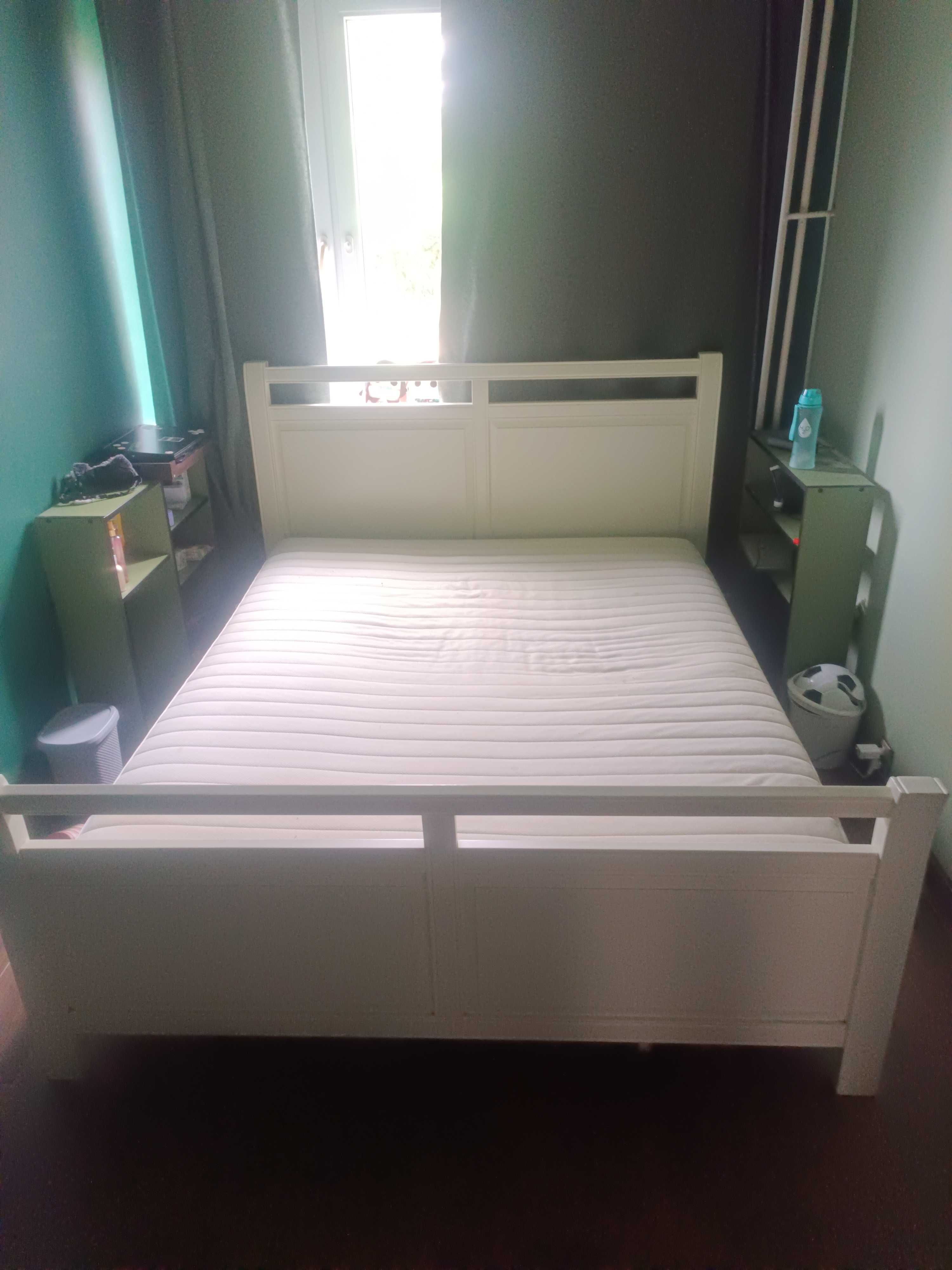 Łóżko używane  2m x 1,8m
