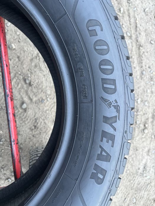 235/60/18 R18 Goodyear UltraGrip Performance+ Suv зима 4 шт цвна за 1