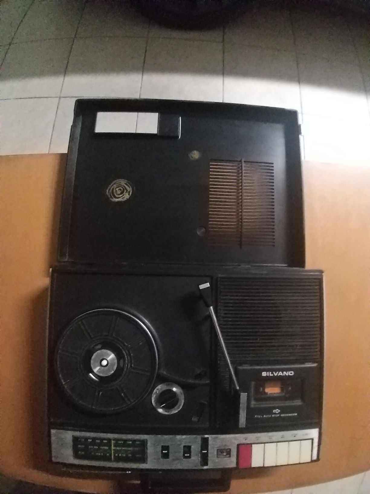 Giradiscos e cassetes