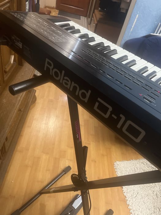 Синтезатор Roland E-15;Roland E-16;Roland EM-25;Roland D-10