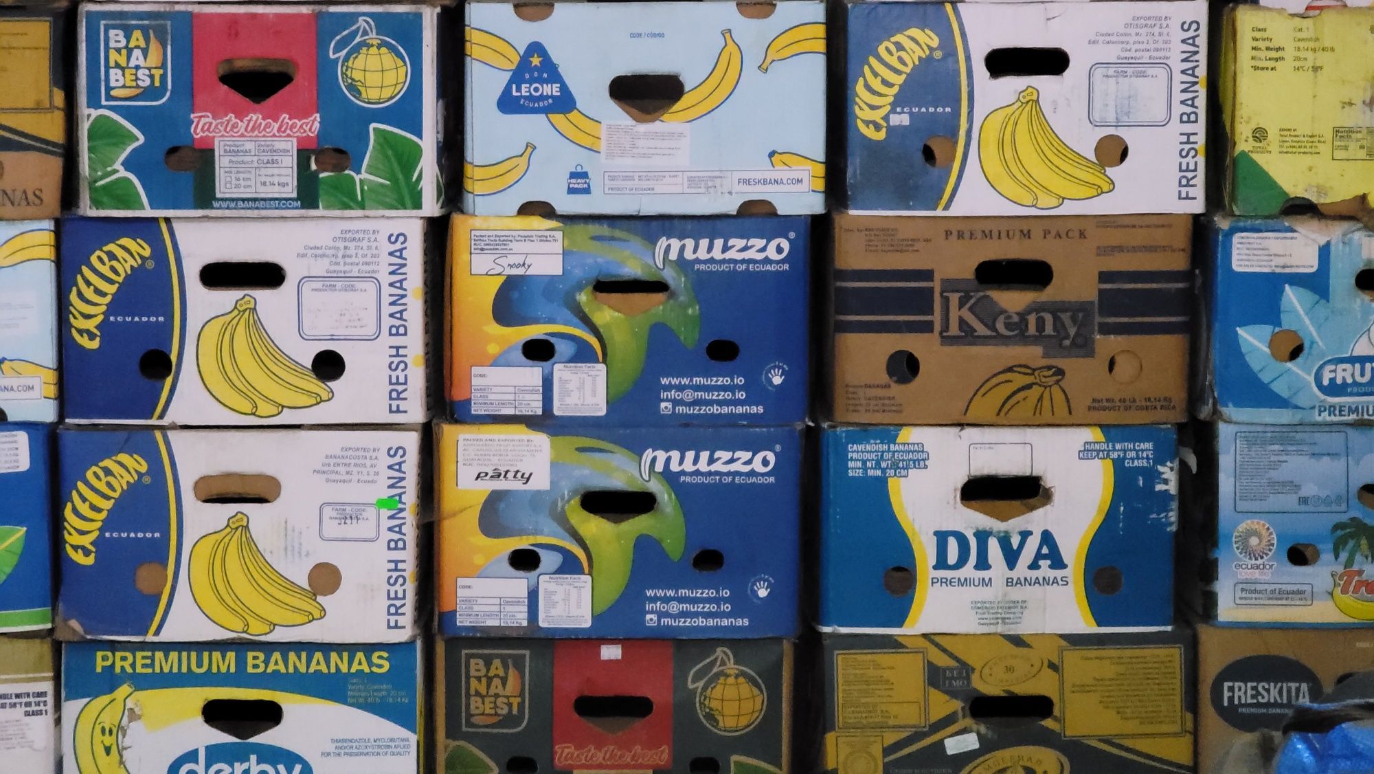 Бананові ящики, банановые коробки