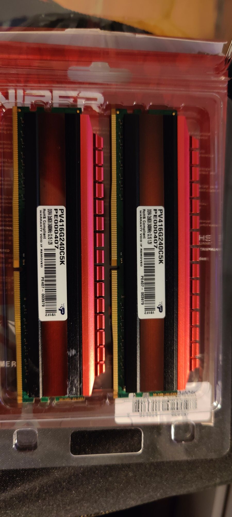 Kości RAM Patriot Viper 16 GB DDR4 Dual Chanel CL15 2400 MHz