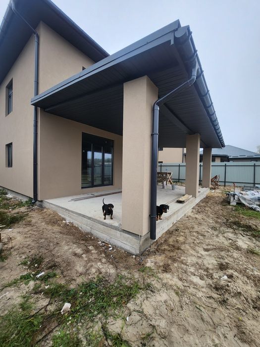 Приватний будинок в передмісті Києва