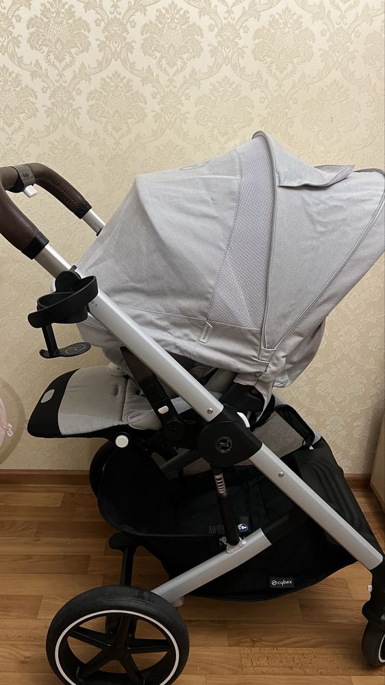 Cybex Balios S Lux Lava Grey 2024