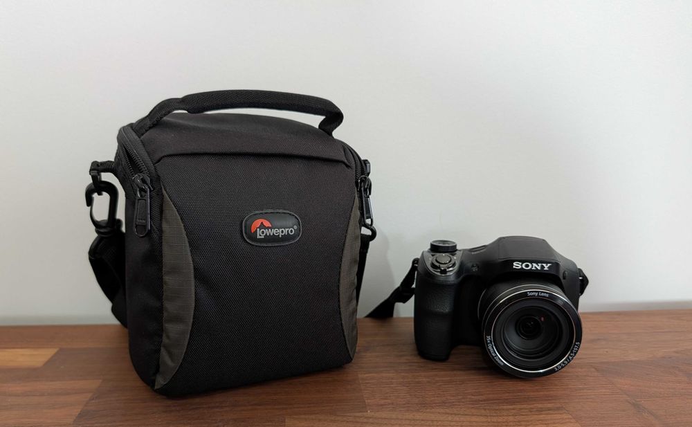 Sony Cyber-shot DSC-H300 - bolsa + cartão SanDisk 16GB