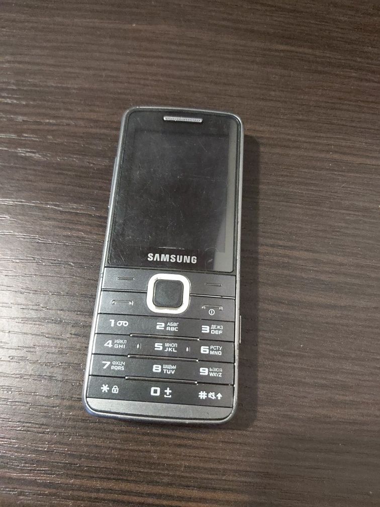 Samsung    S5610