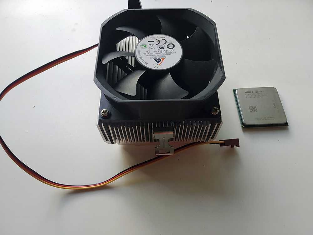 Процессор AMD Sempron 140 SDX140HBK13GQ( Socket AM3 )