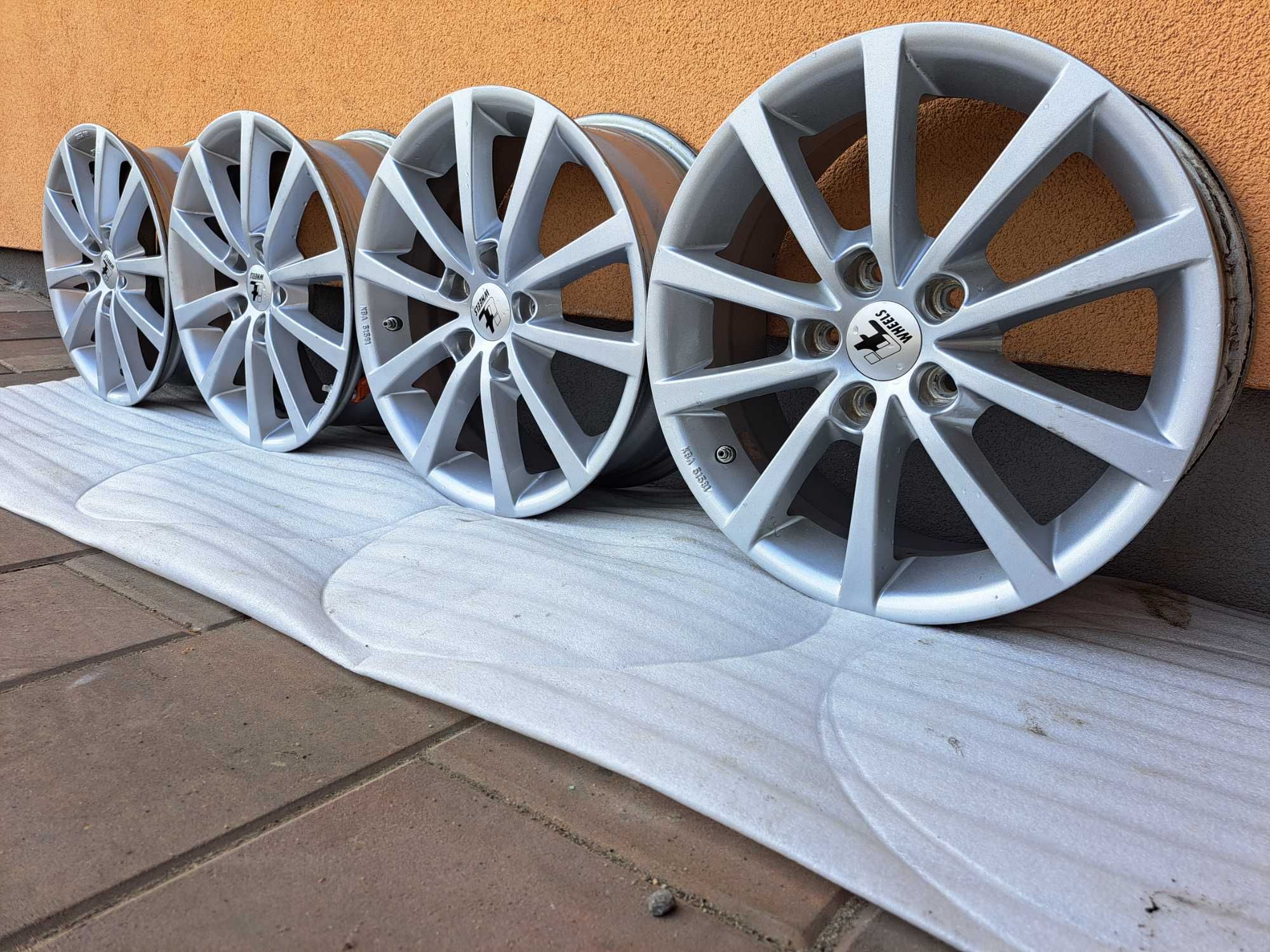 Alu Felgi Aluminiowe 5x108 16 Cali Volvo Polecam !!