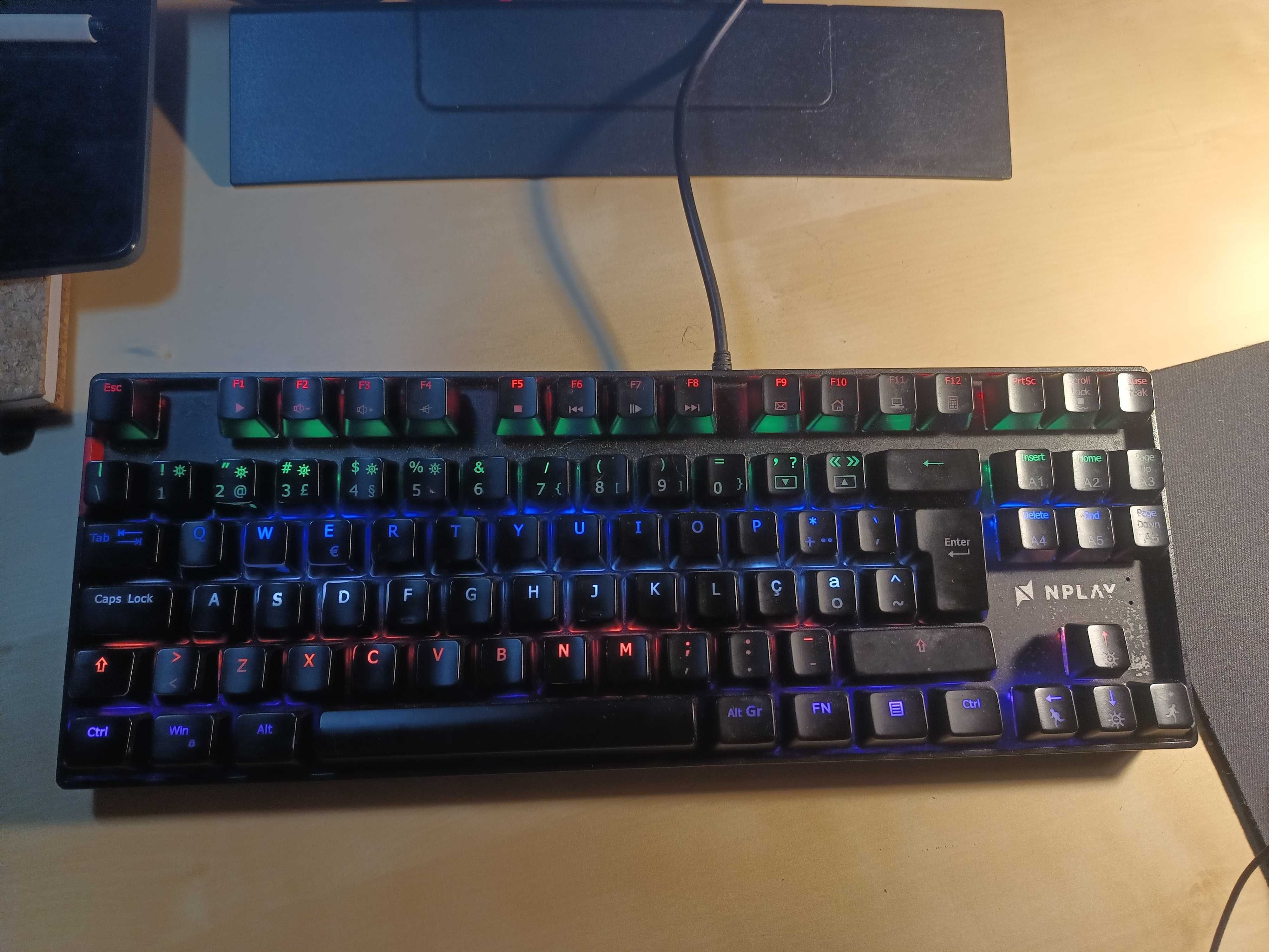 Teclado mecânico NPLAY