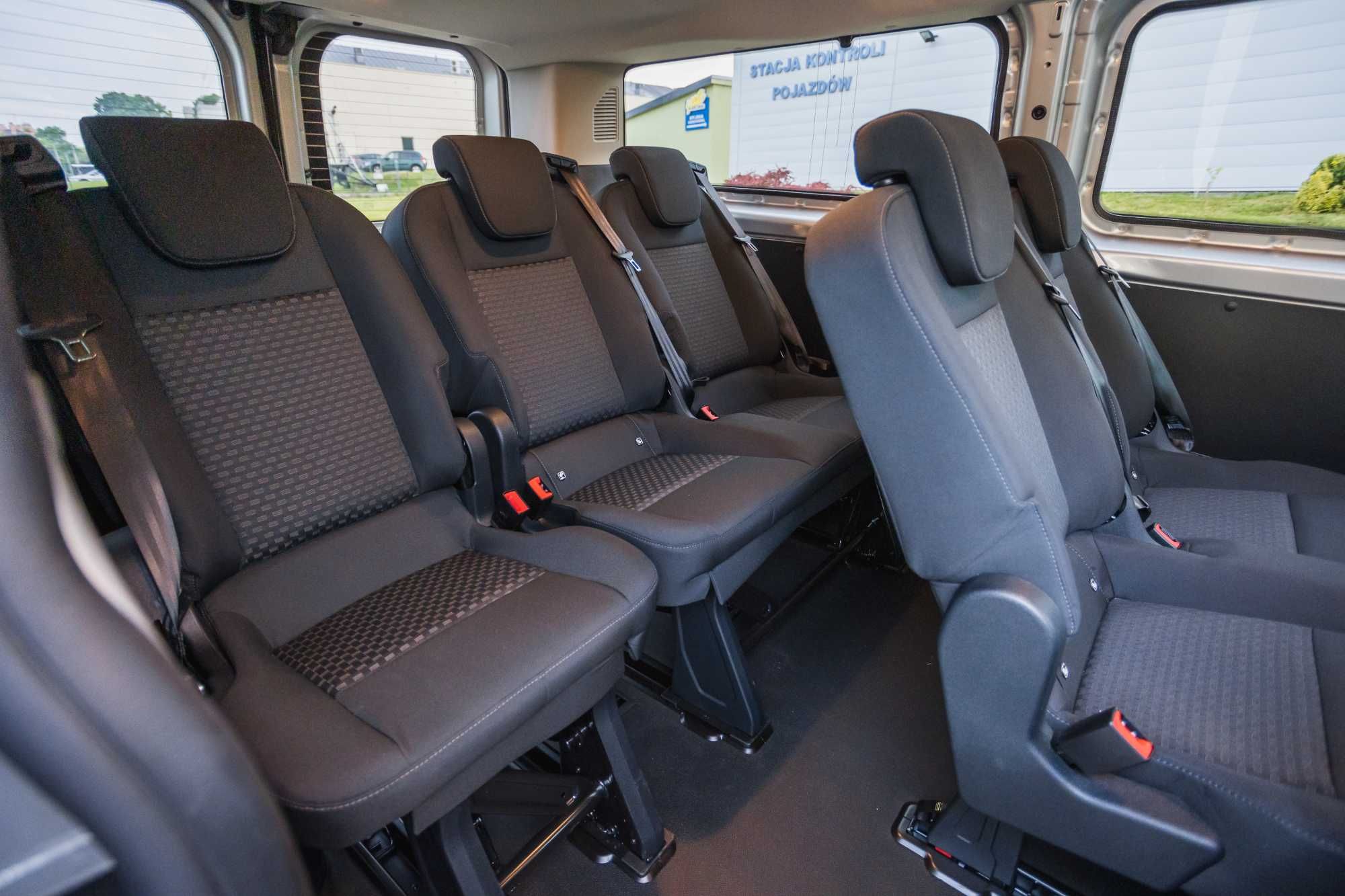 Wynajem busa, Wynajem busów 9-cio osobowych