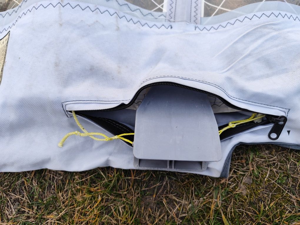 Żagiel Neilpryde  8.5 V8 windsurfing Neil Pryde