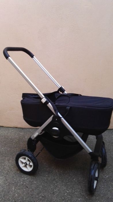 Trio alcofa, ovo besafe e Carrinho de bebé easywalker