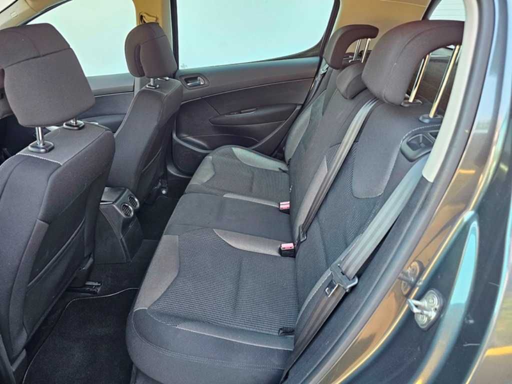 Peugeot 308 1.4i 16v 95Cv 120.000Km 01/2008