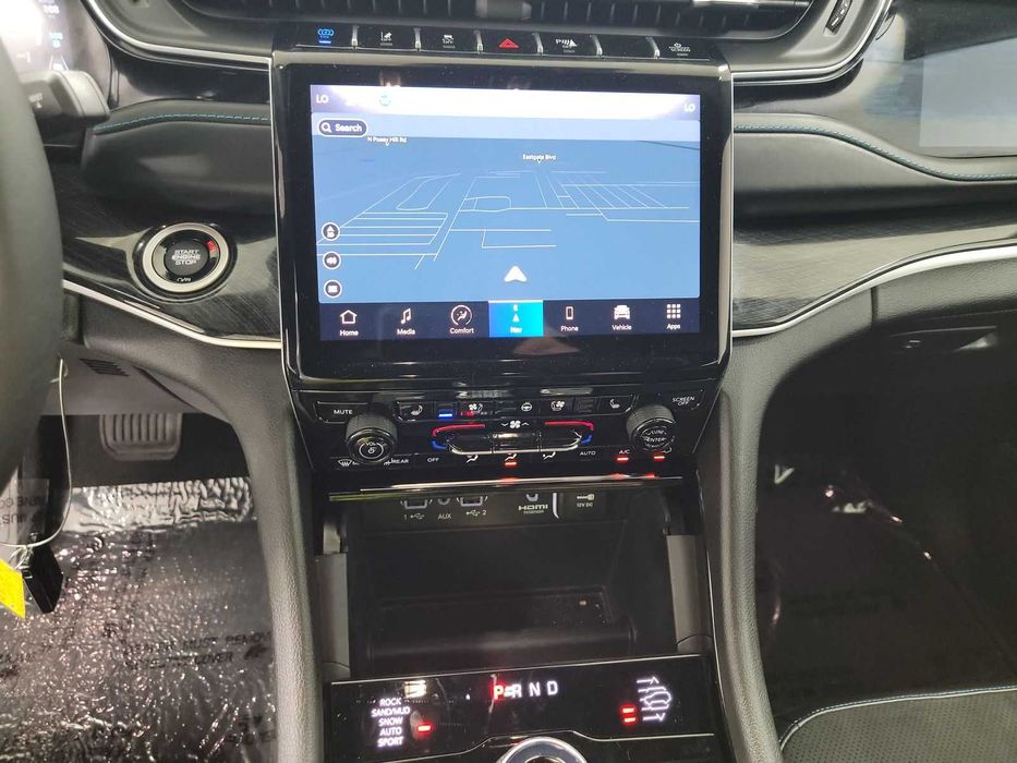 2022 Jeep Grand Cherokee 4XE Trailhawk