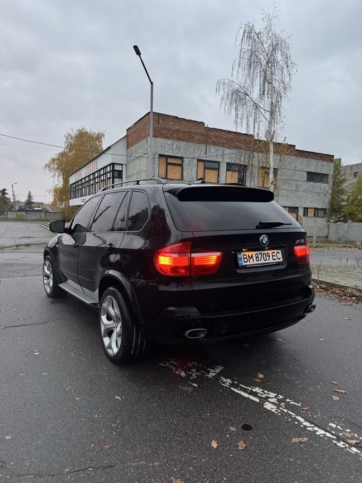 Продам BMW X5 E70, на максимальній комплектації.