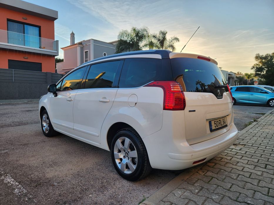 Peugeot 5008  1.6 Diesel 7 Lugares [ Aceito troca de Valor Superior.