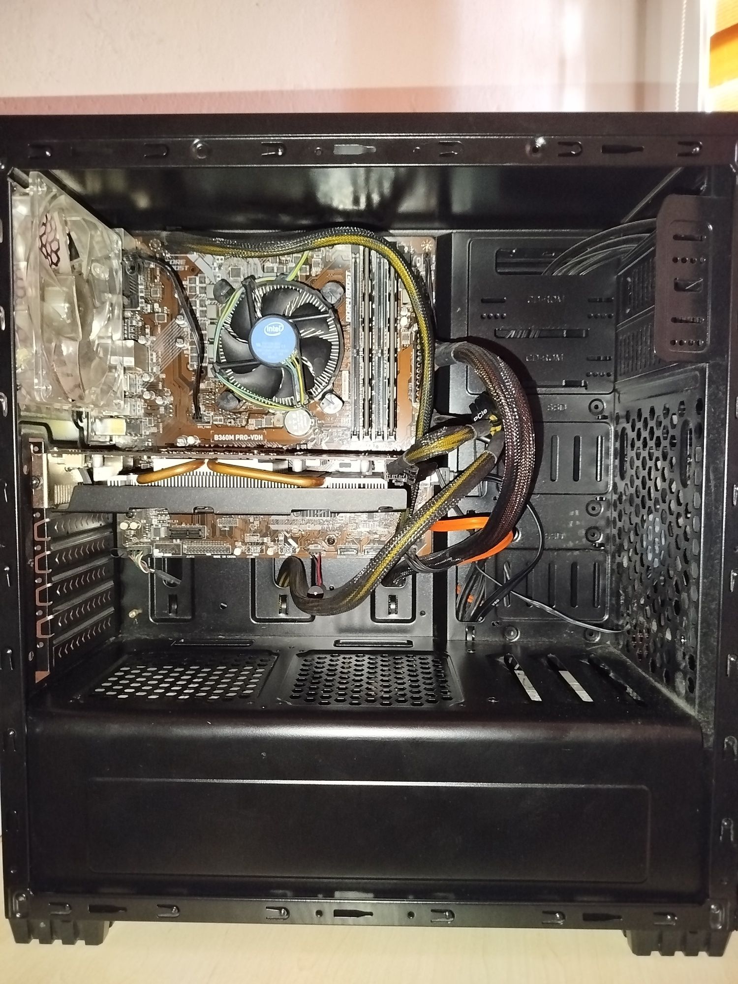 Komputer GTX 1060 i5 8400 PC NVIDIA AMD Gaming RGB do gier