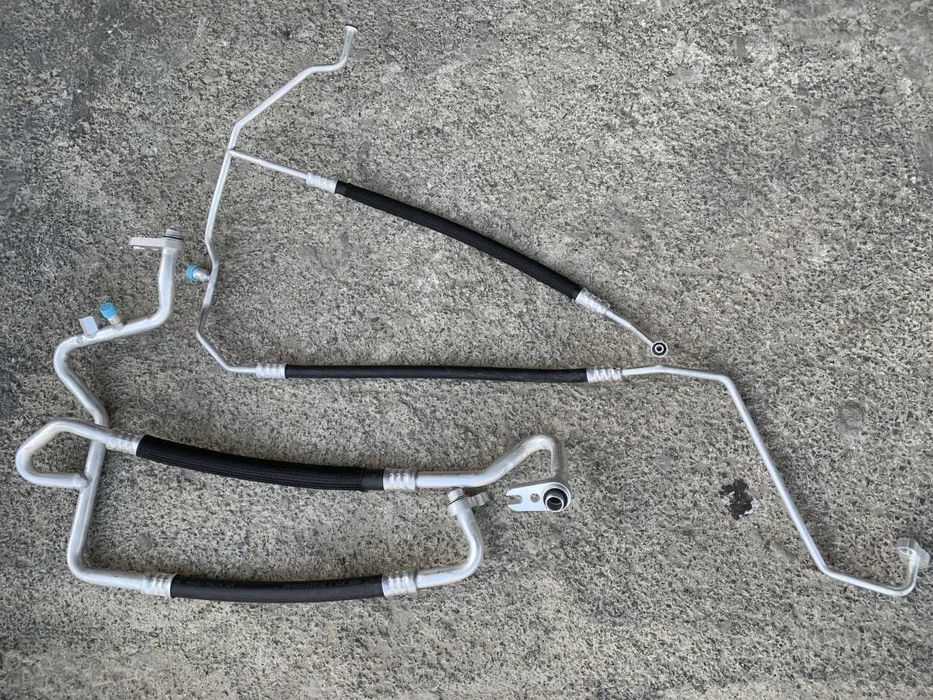 Трубопровід кондиціонера R134A Tesla Model 3 1092156-00-F