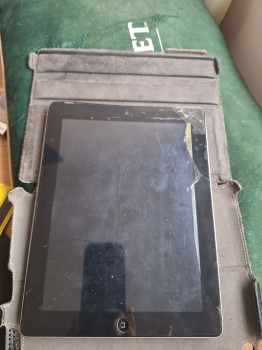 iPad 3a geração Wi-Fi + celular