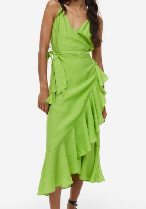 Vestido com folhos da H&M (Novo)- M