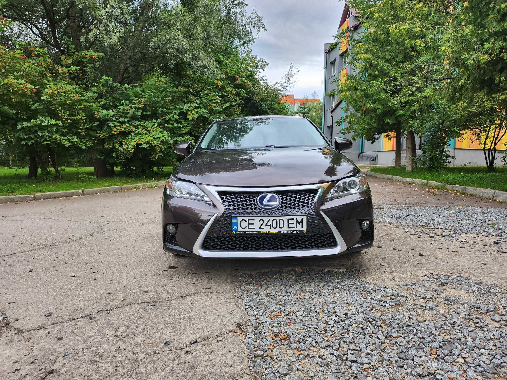 Lexus CT 200h 1.8 Hybrid E-CVT 2012 р. в.