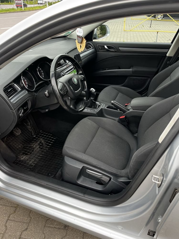Skoda SuperB 2.0 TDI 2011r.