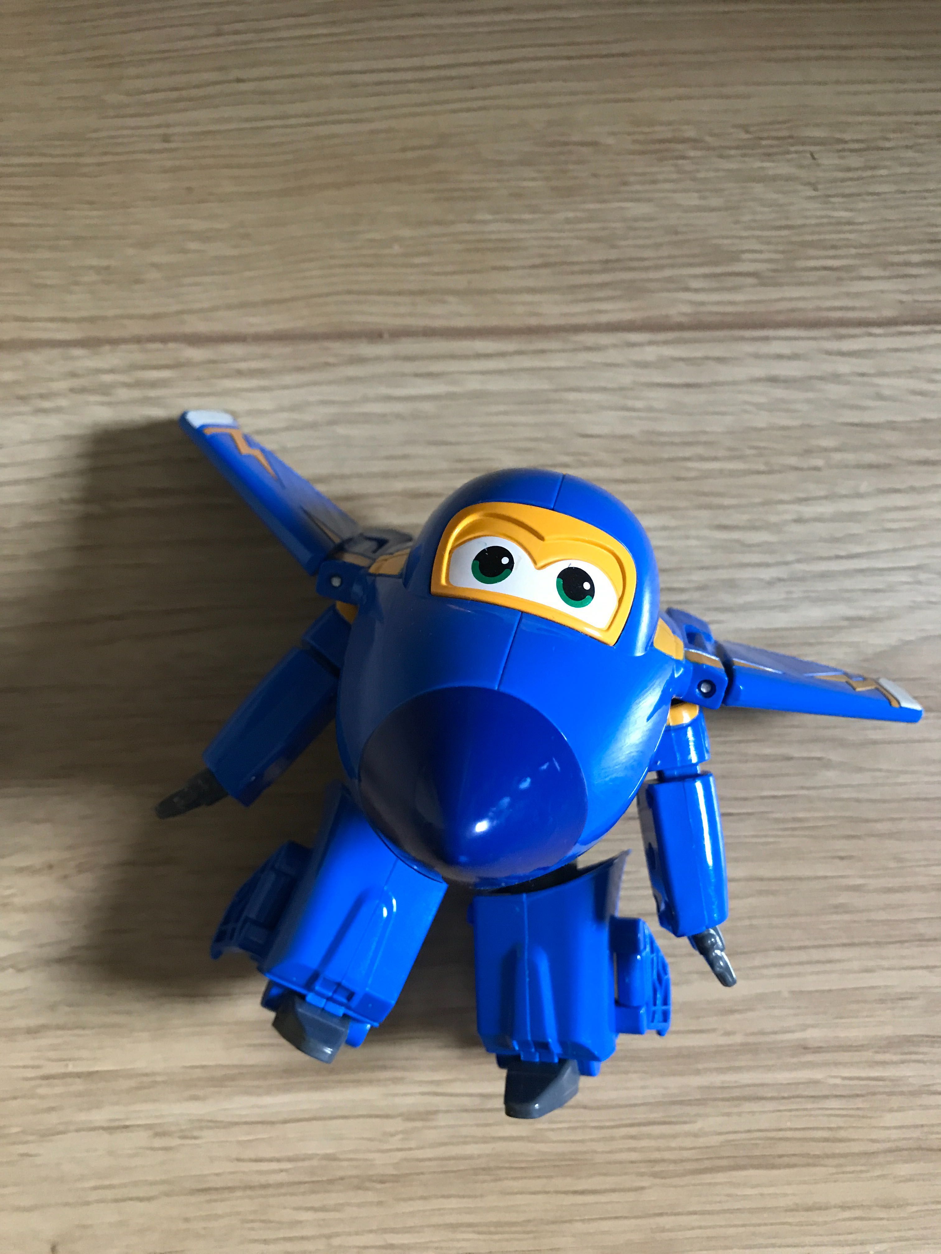 Figurka transformująca z bajki Super Wings