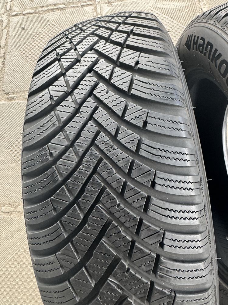 205/60R16-2шт Hankook оригінал із Німеччини 7,5мм в наявності!