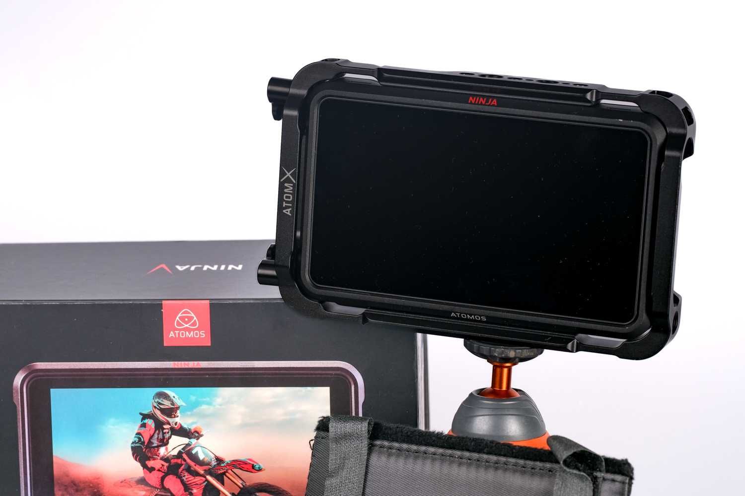 Atomos Ninja V + SSD 1TB G-Technology + Cage Kit