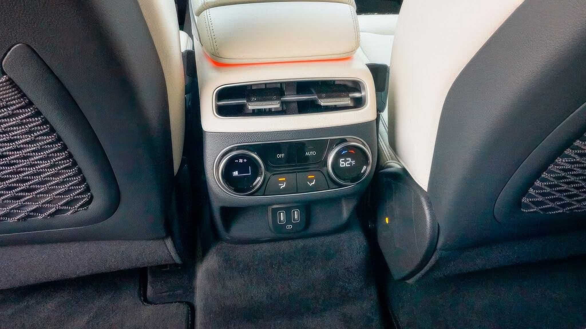 2024 Genesis GV70 Electrified