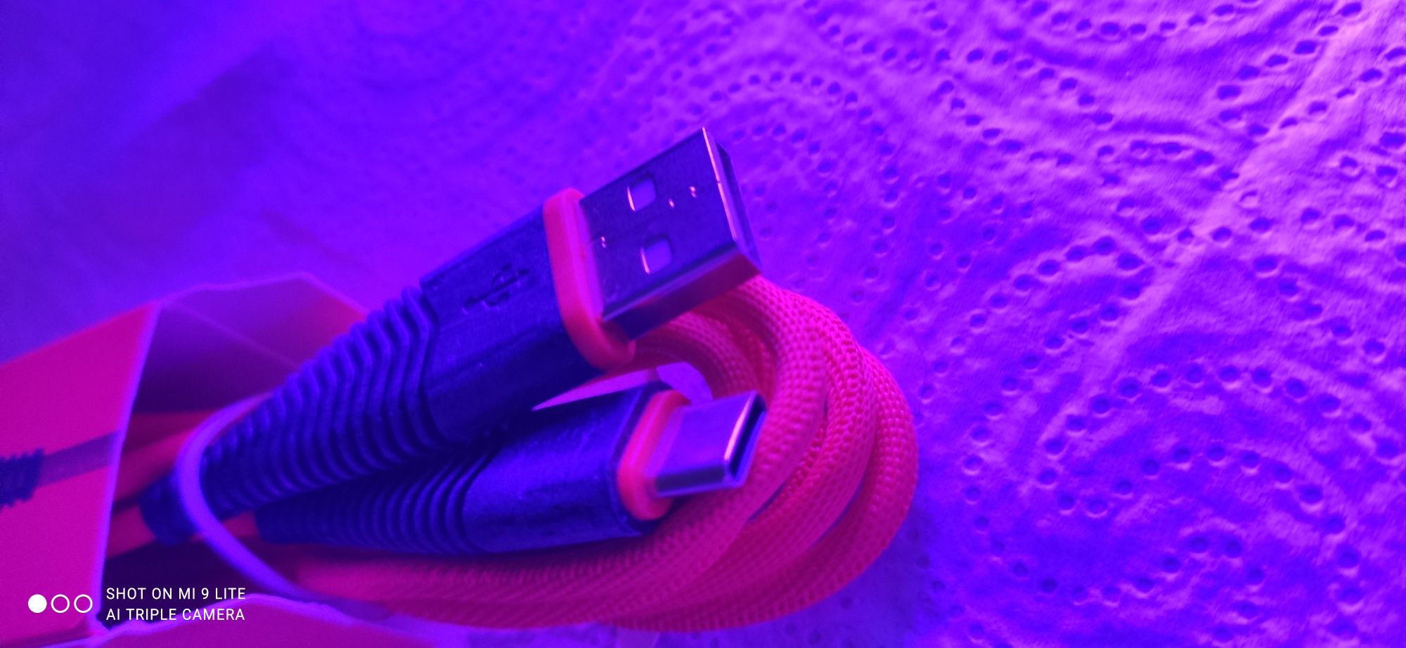 Kabel USB-C uniwersalny do ładowania, 2.4 A