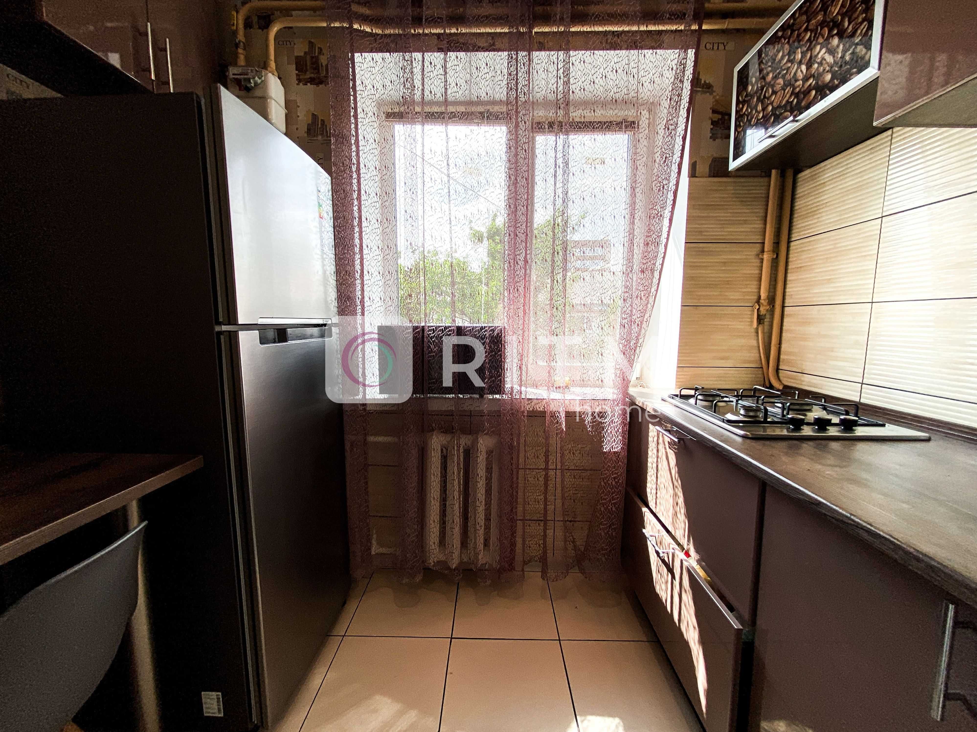 Продаж 2 кім. квартири з ремонтом по вул. Львівська, б. 61А.
