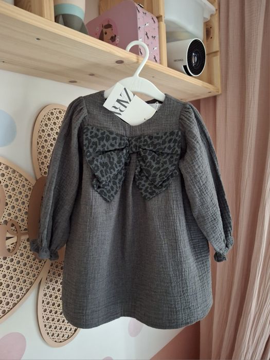 Zara sukienka z kokardą 92