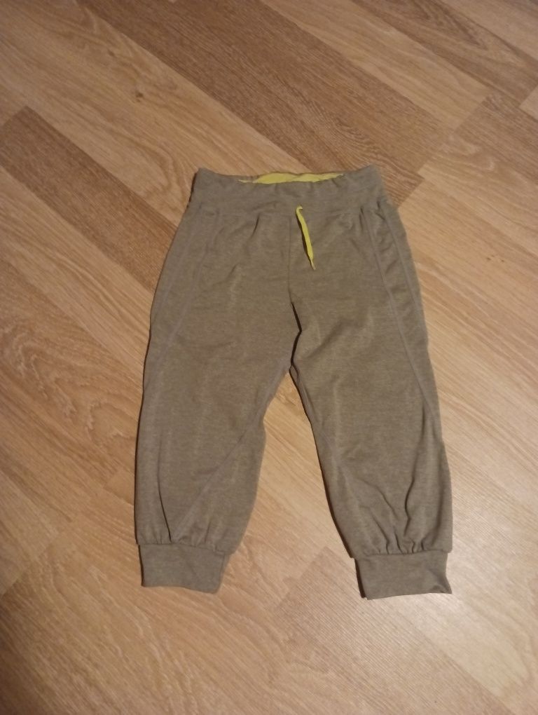 Spodnie dziewczęce H&M sport rozmiar 122/128