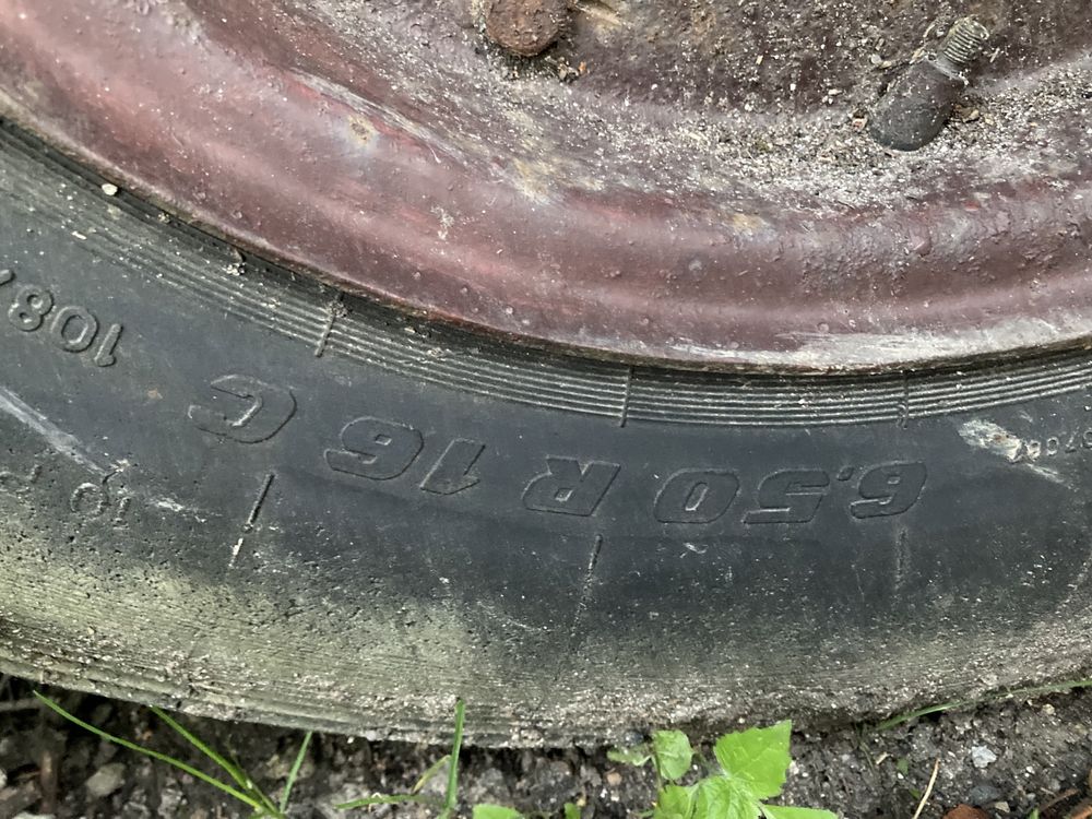 Oś koła przyczepka przyczepa wózek