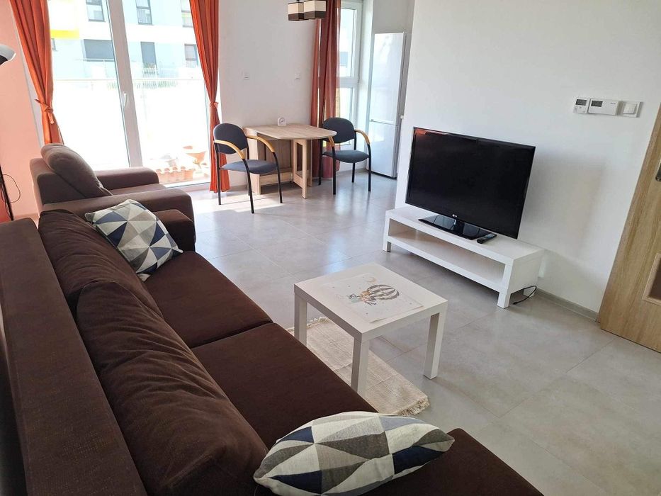 Nowoczesne dwupokojowe mieszkanie z ogródkiem