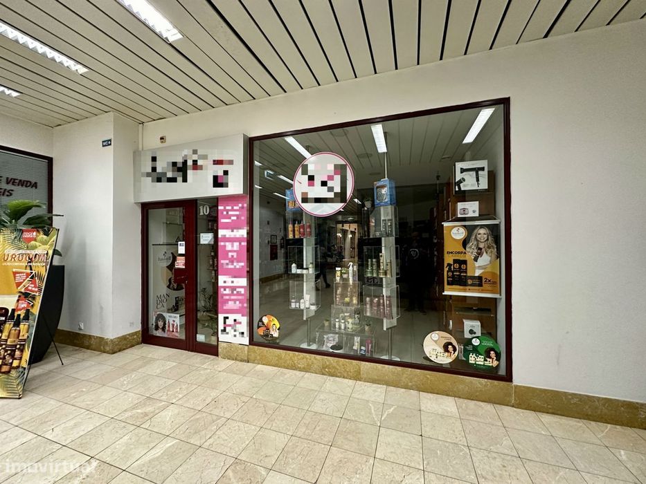 Loja em Abrantes destinada a comércio e serviços