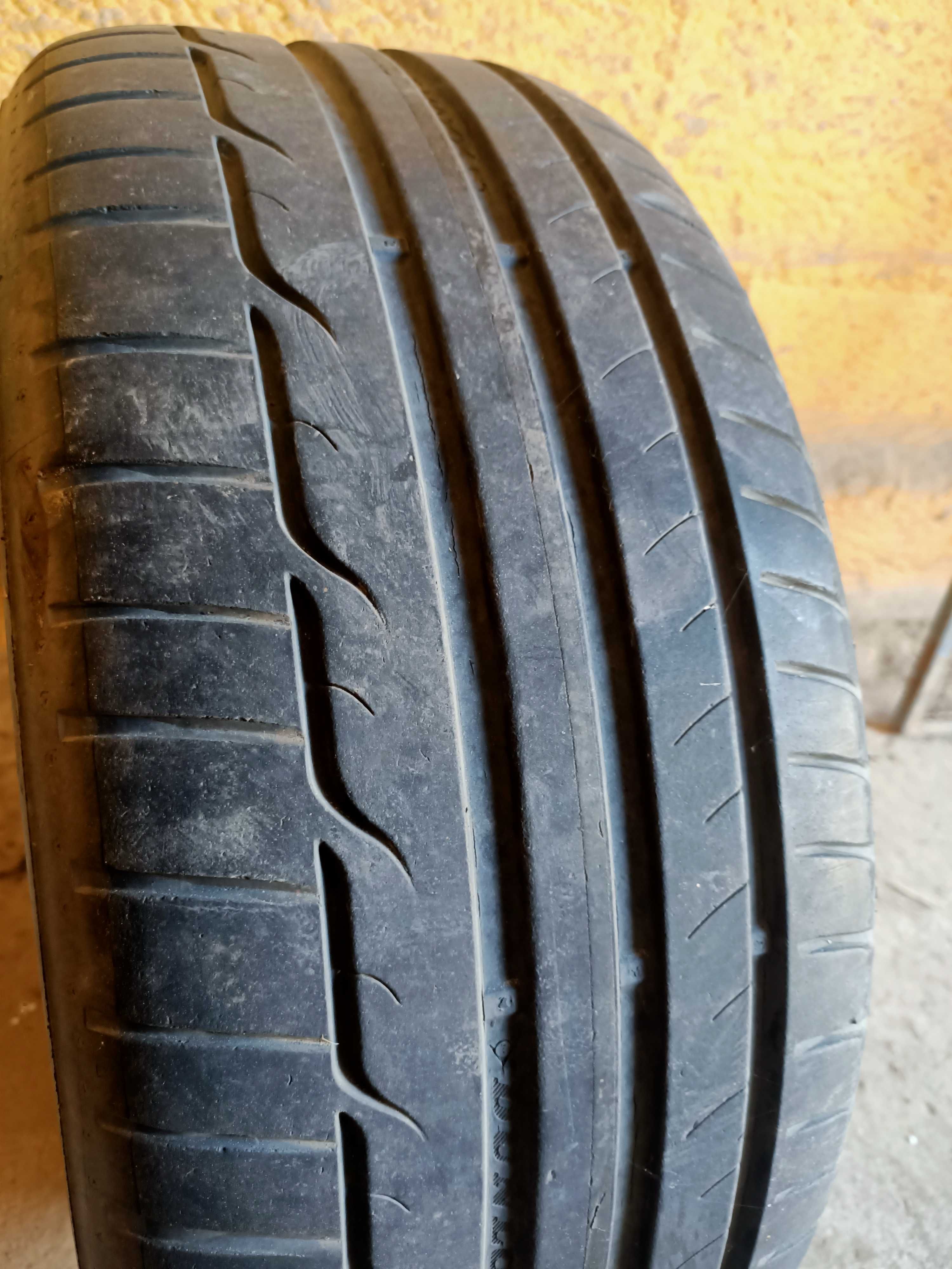 Sprzedam opony Dunlop 225/50 r.17