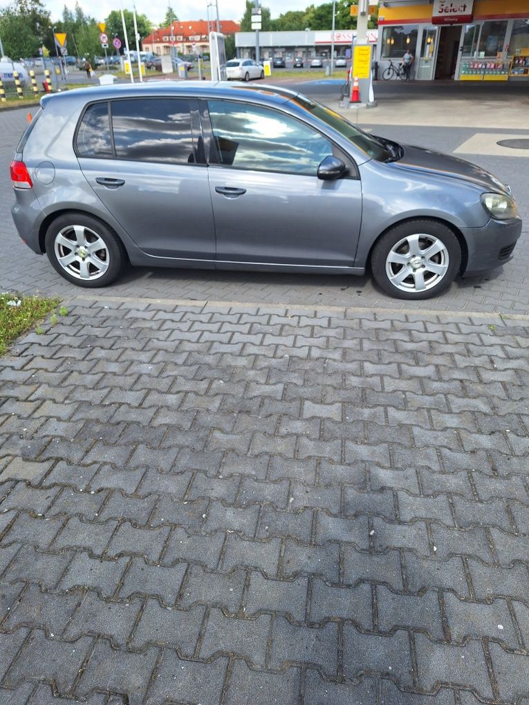 Volkswagen Golf VI 2009 2.0 TDI