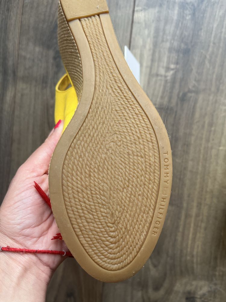 Tommy Hilfiger Jeans nowe 39 buty koturny espadryle