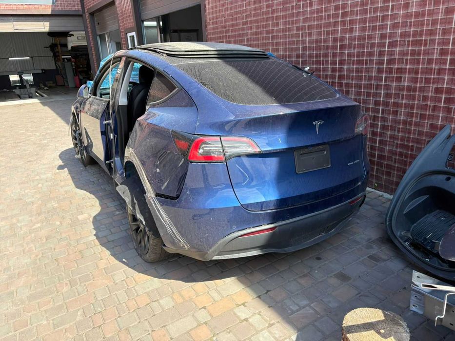 tesla model Y 3 разборка капот бампер панорама ляда крыло ремонт