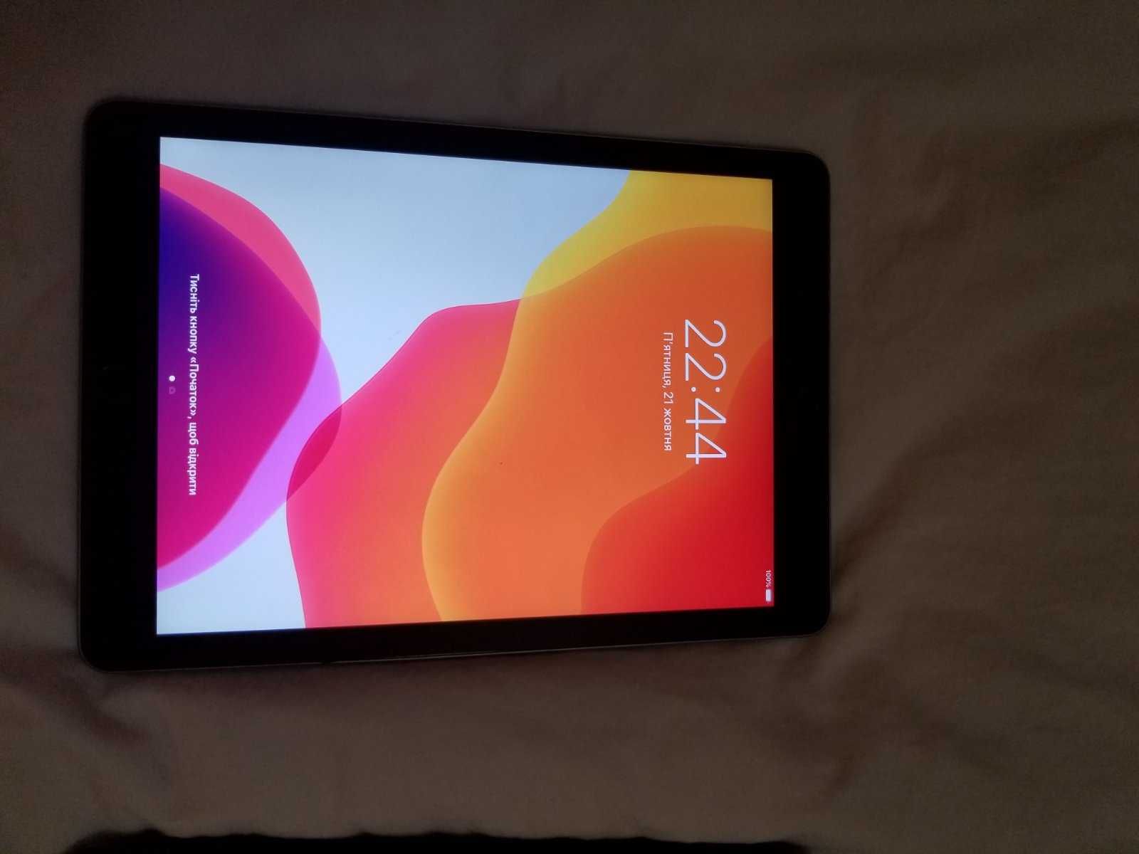 ipad 9.7 на 32gb LTE сім картка